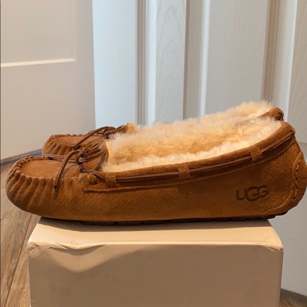 UGG Sippers (NEW)